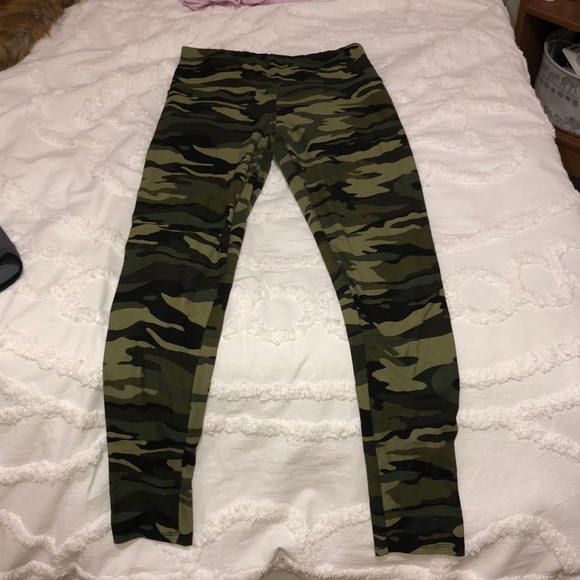 Camo leggings - Picture 1 of 2